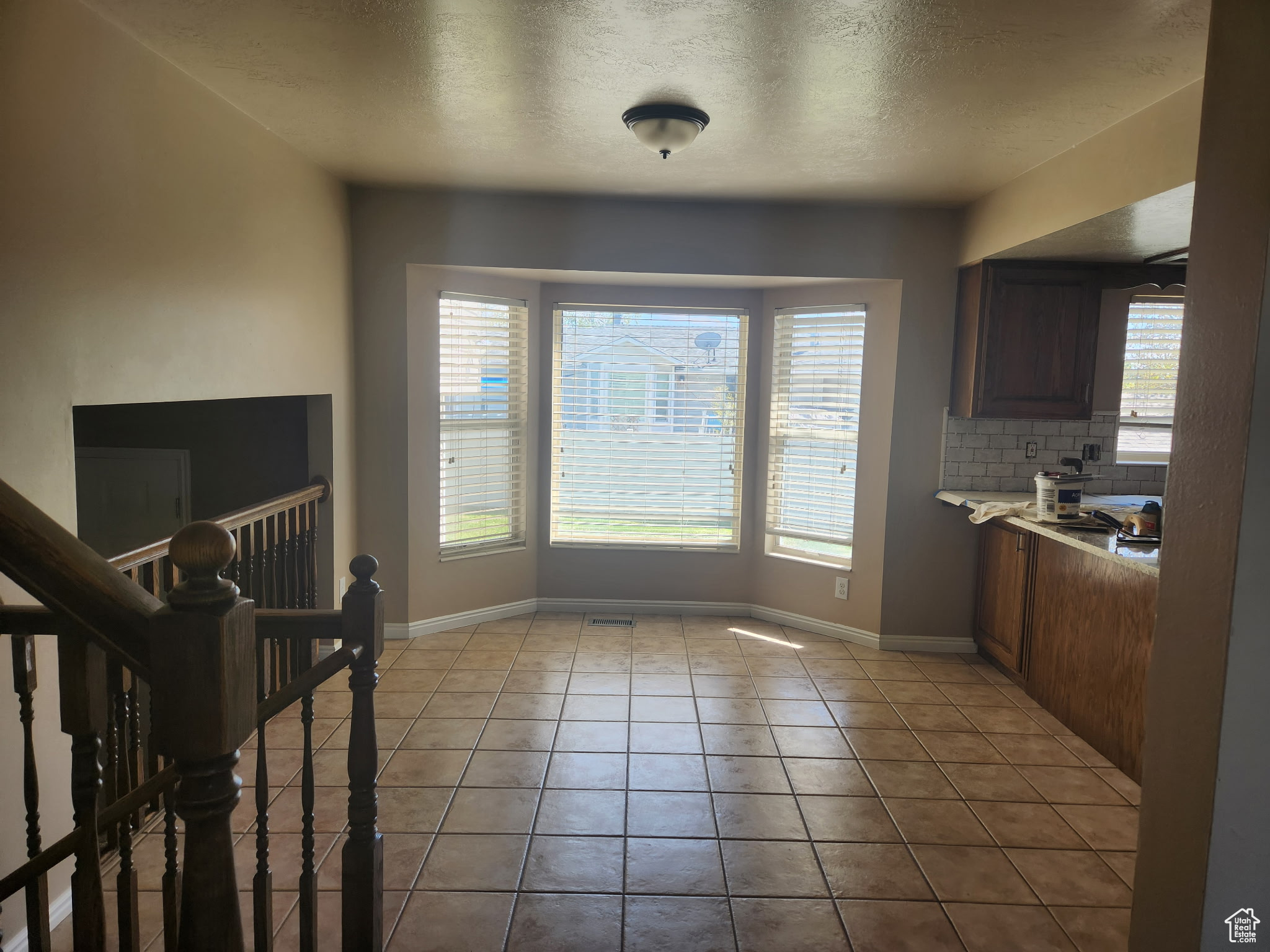 1180 E Cherry Ln, Layton, Utah image 3