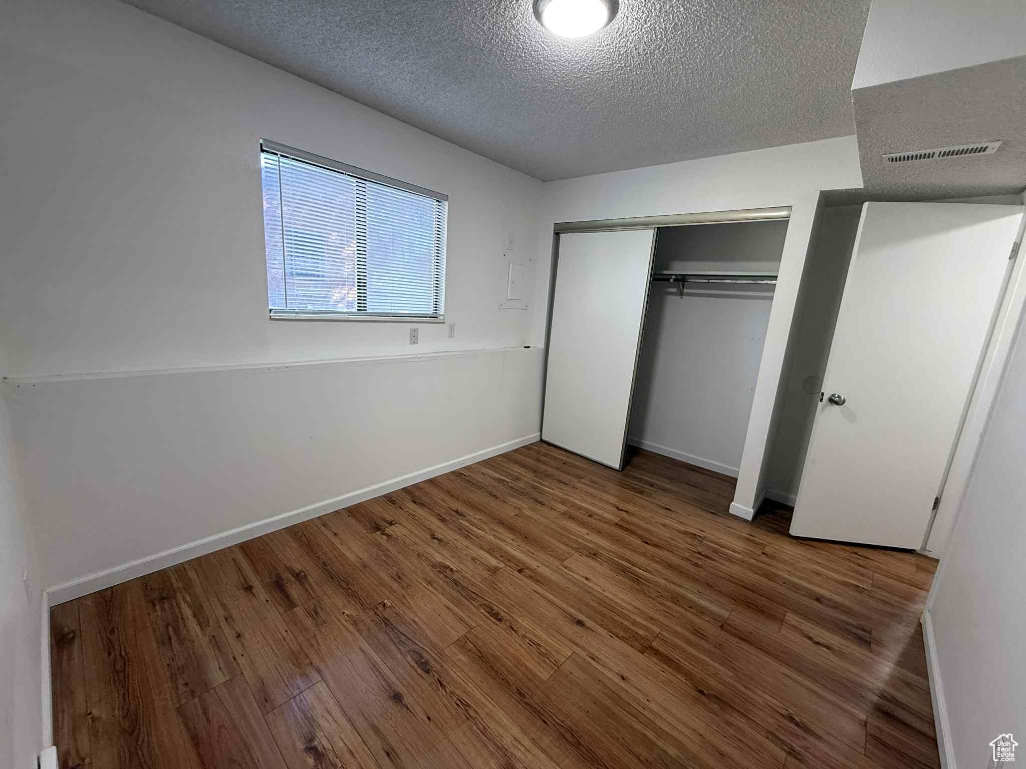 COTTONWOOD VILLAGE - Residential Income