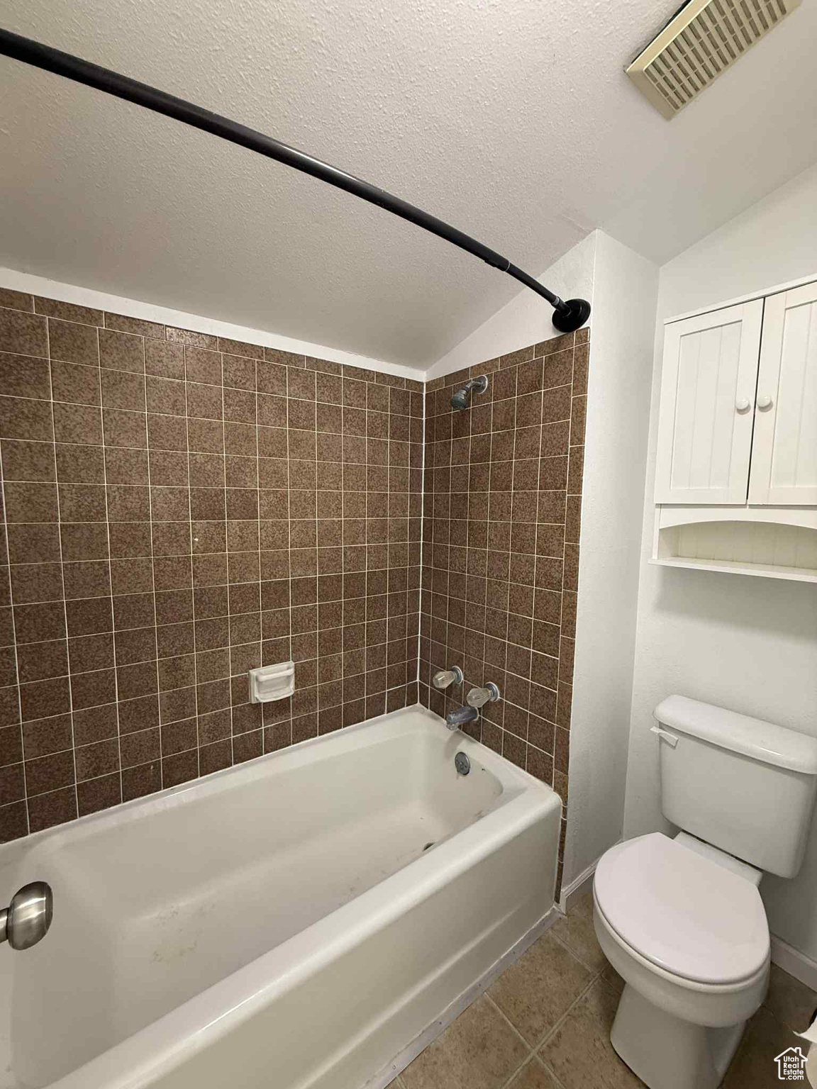 COTTONWOOD VILLAGE - Residential Income