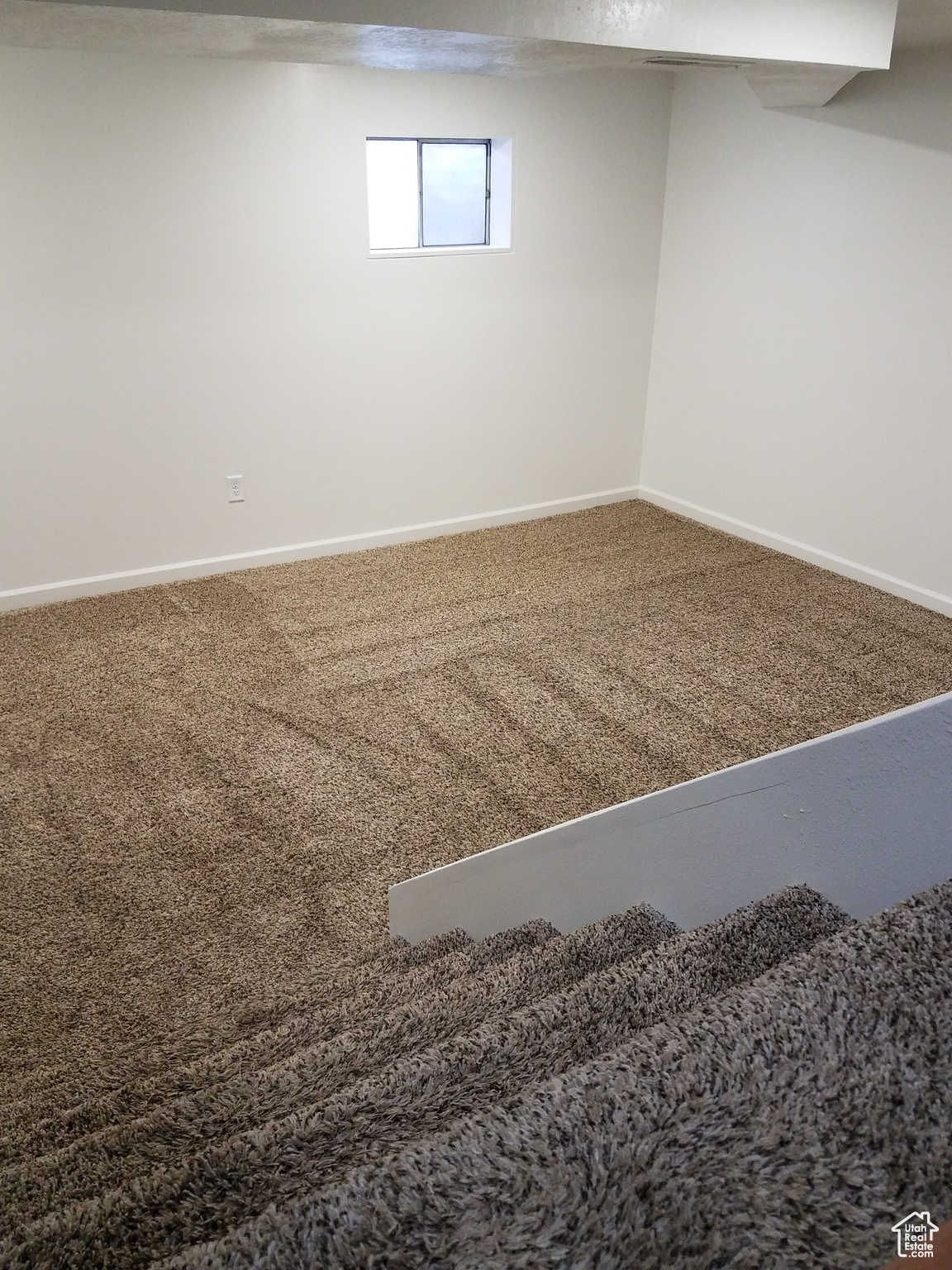 COTTONWOOD VILLAGE - Residential Income