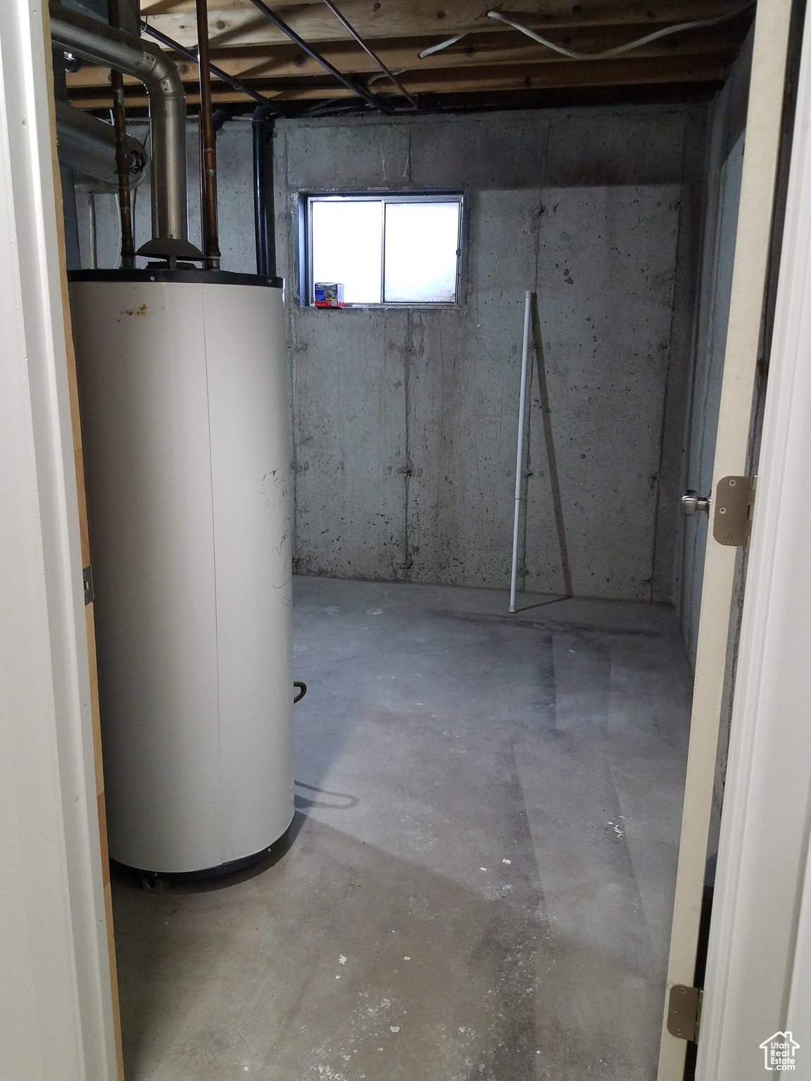 COTTONWOOD VILLAGE - Residential Income