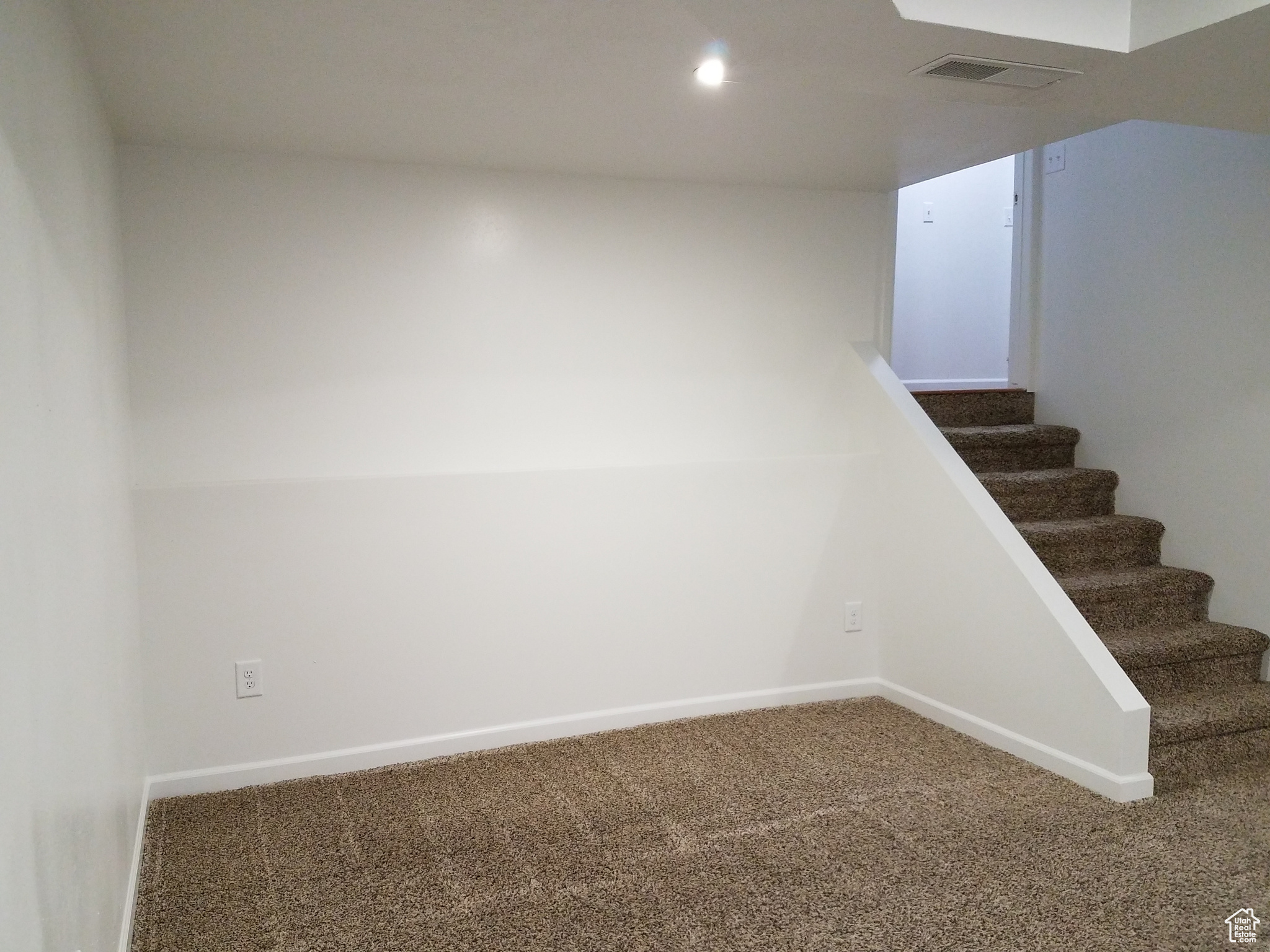 COTTONWOOD VILLAGE - Residential Income