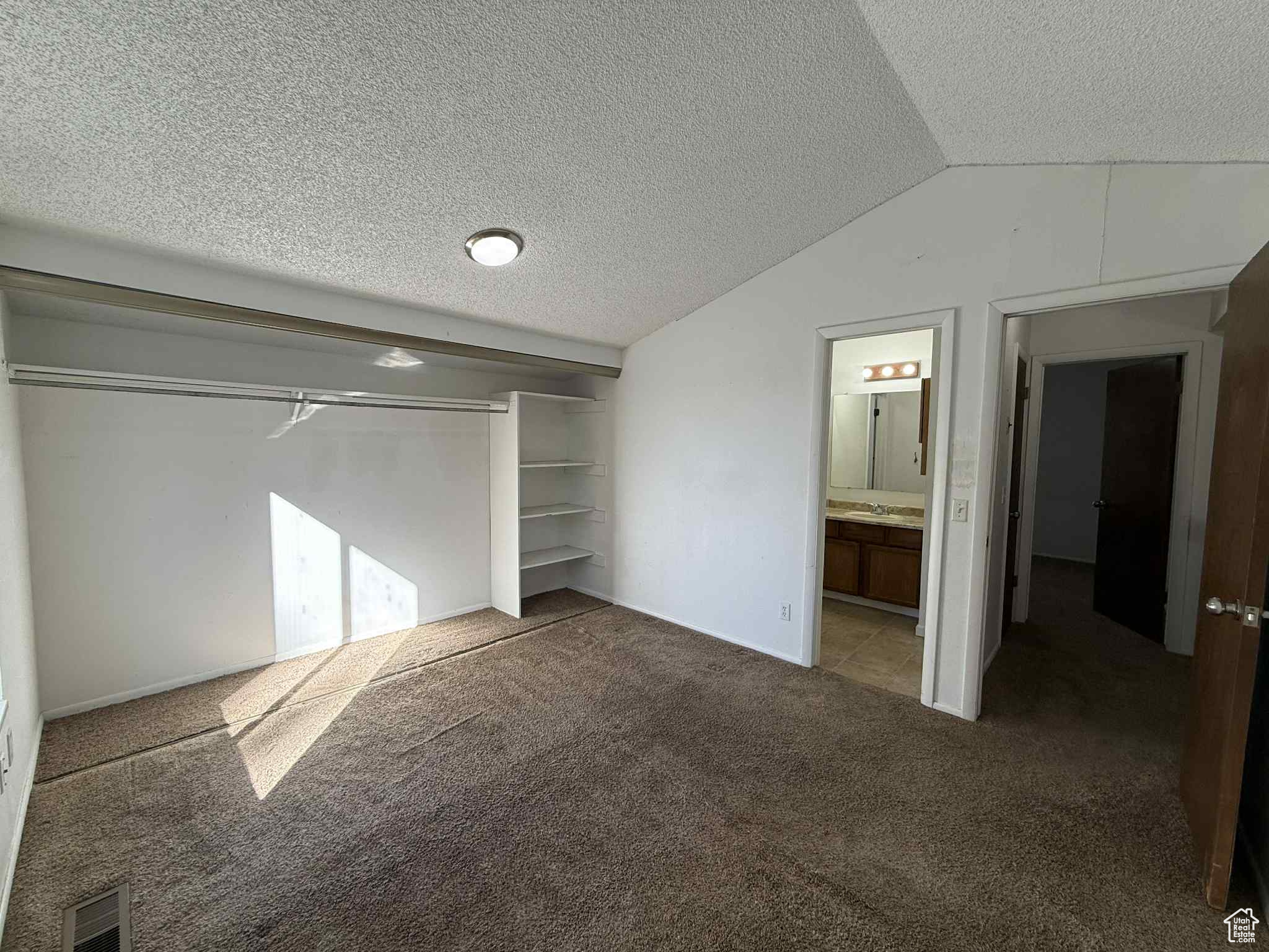 COTTONWOOD VILLAGE - Residential Income