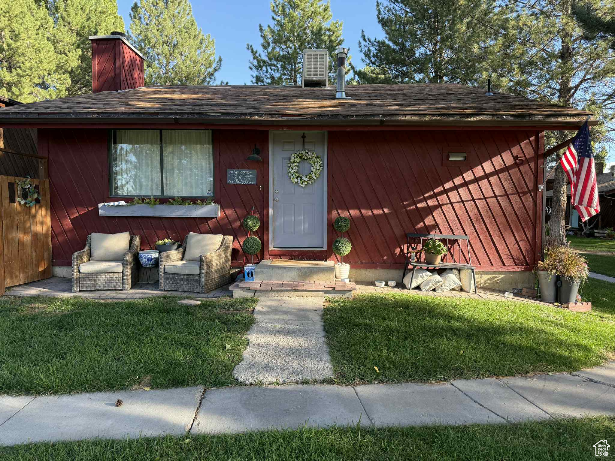 COTTONWOOD VILLAGE - Residential Income