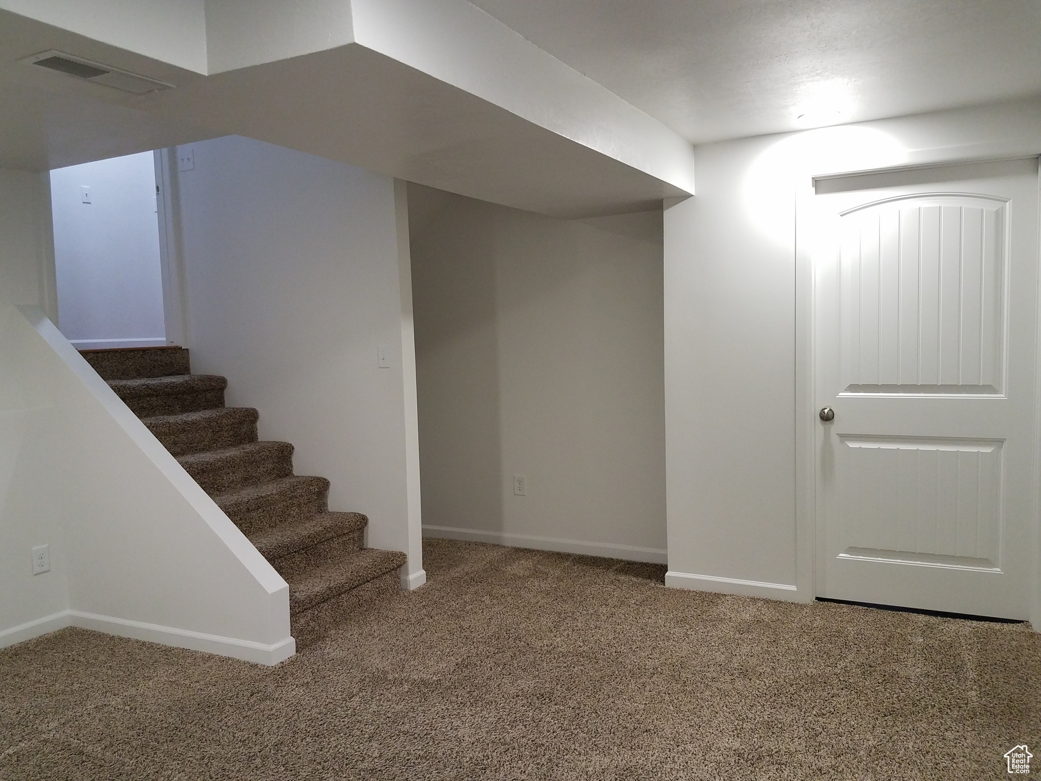 COTTONWOOD VILLAGE - Residential Income