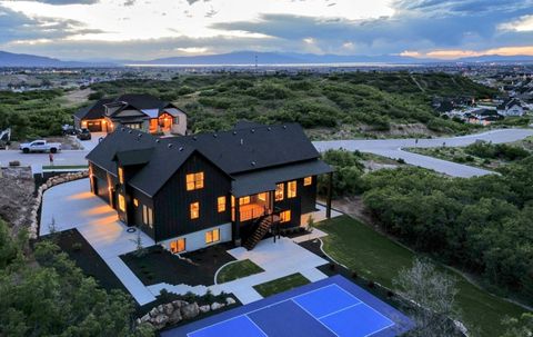 Tiny photo for 509 W 350 S, Mapleton, UT 84664 (MLS # 2141189)