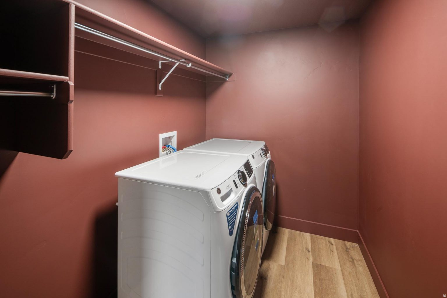 MAPLE LEAF COVE - Residential