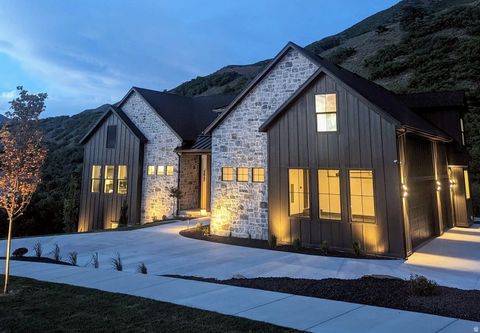 Tiny photo for 509 W 350 S, Mapleton, UT 84664 (MLS # 2141189)