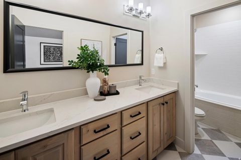 Tiny photo for 509 W 350 S, Mapleton, UT 84664 (MLS # 2141189)