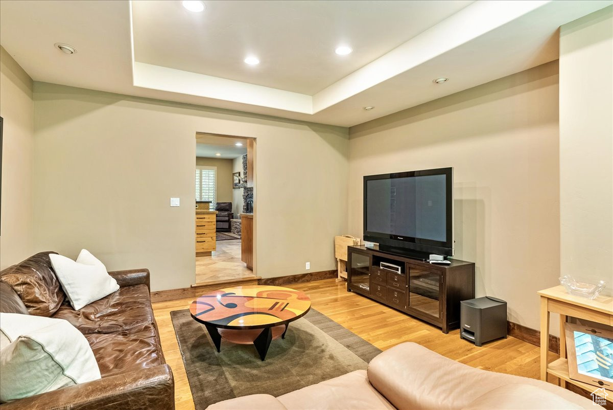 MURRAY COVE - Residential