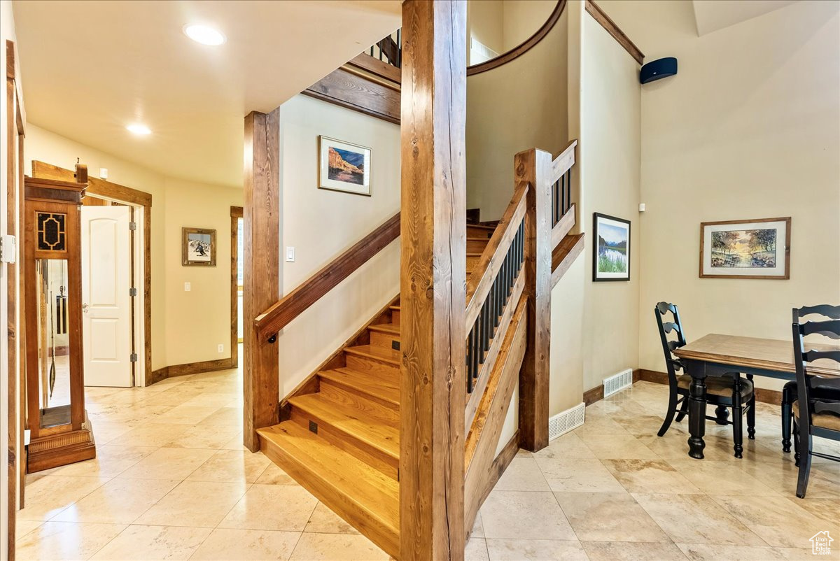 MURRAY COVE - Residential