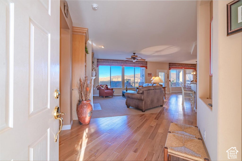 Photo of 1554 W POPPY HILLS CIR, Saint George, UT 84790 (MLS # 2187332)
