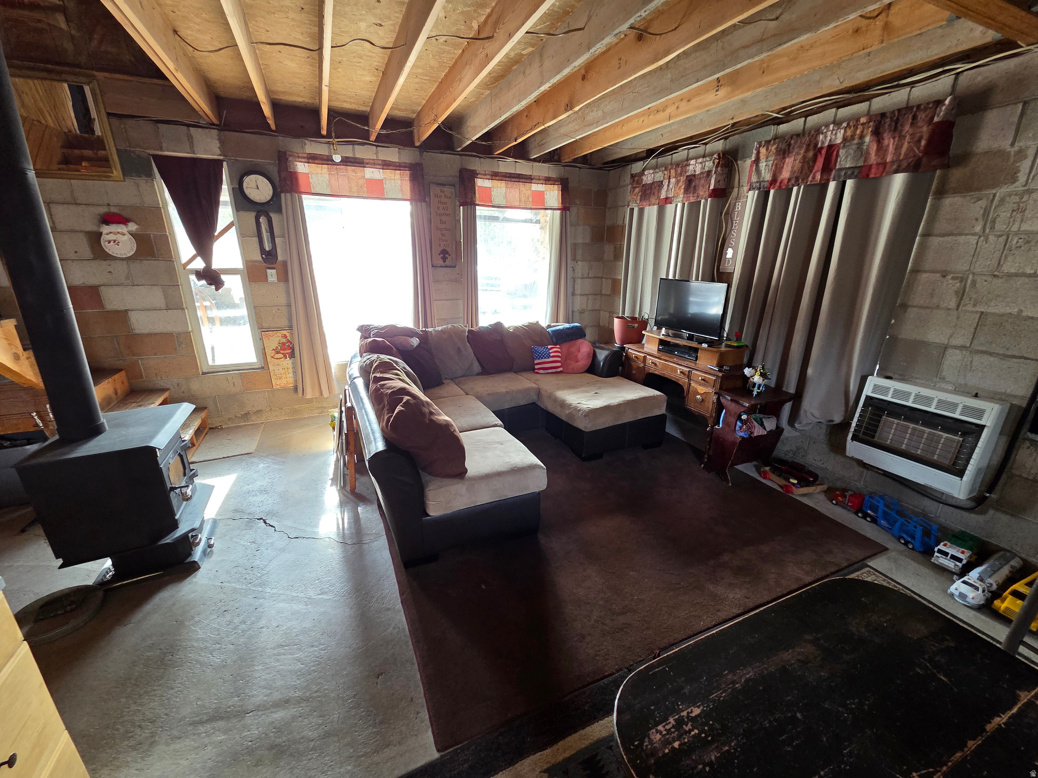 BLACKHAWK MOUNTAIN E - Residential