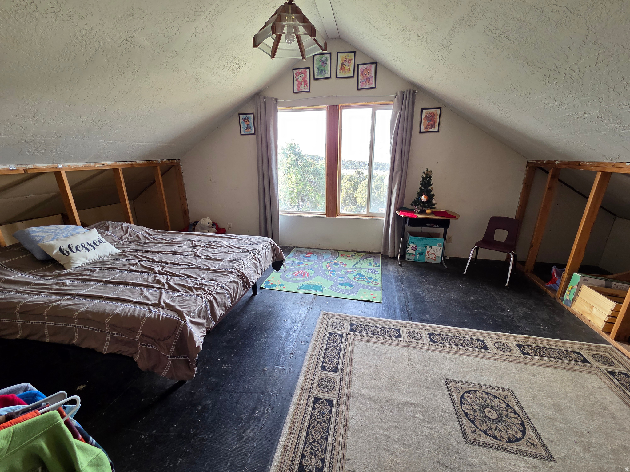 BLACKHAWK MOUNTAIN E - Residential