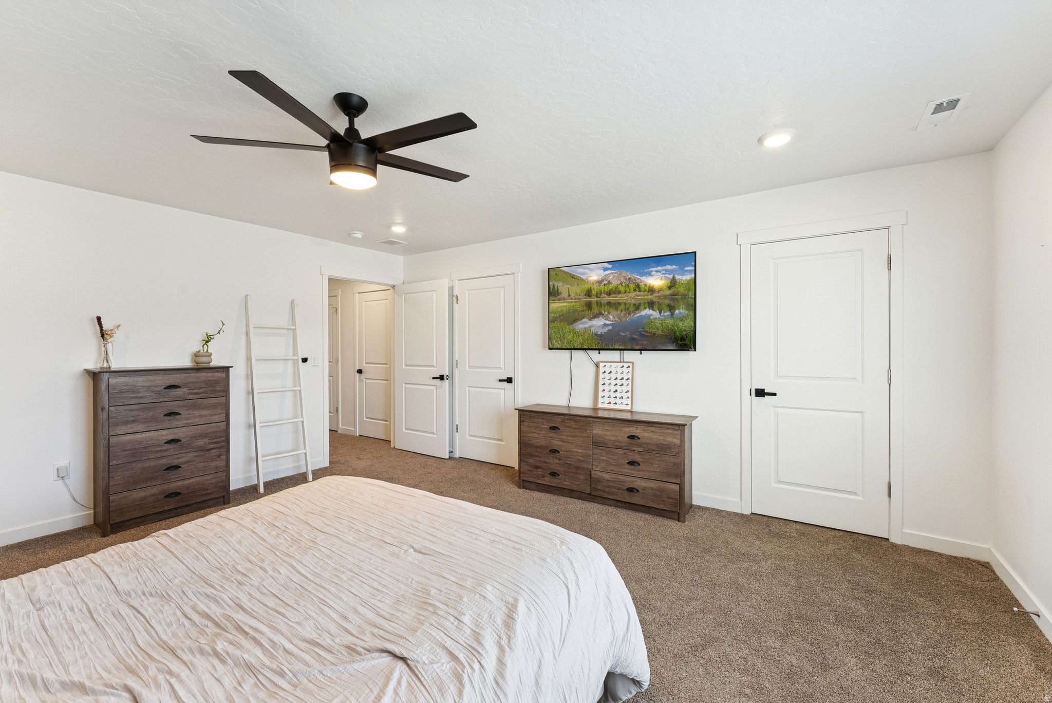 SUN SAGE MEADOWS SUBDIVISION - Residential