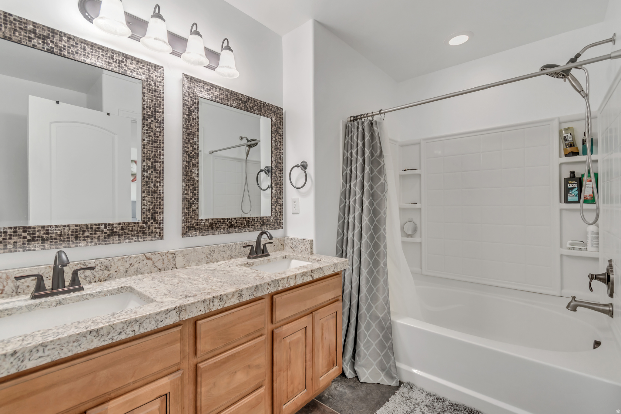 KENNECOTT - Residential