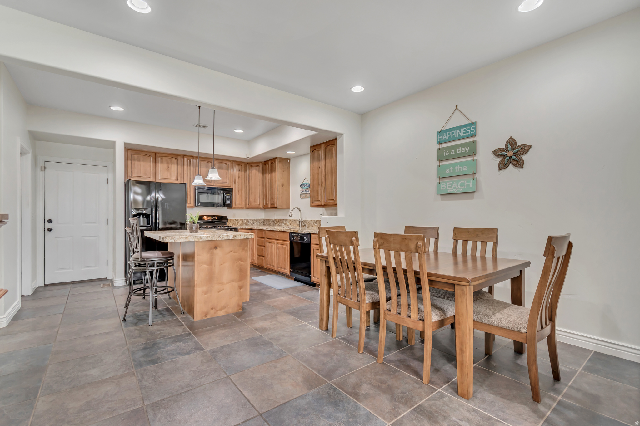 KENNECOTT - Residential