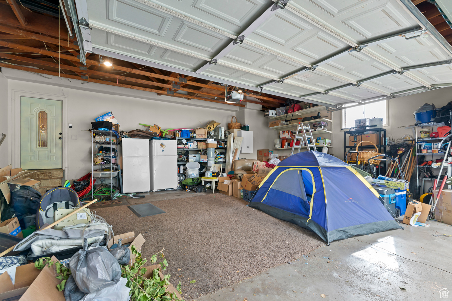 CEDAR HILLS - Residential