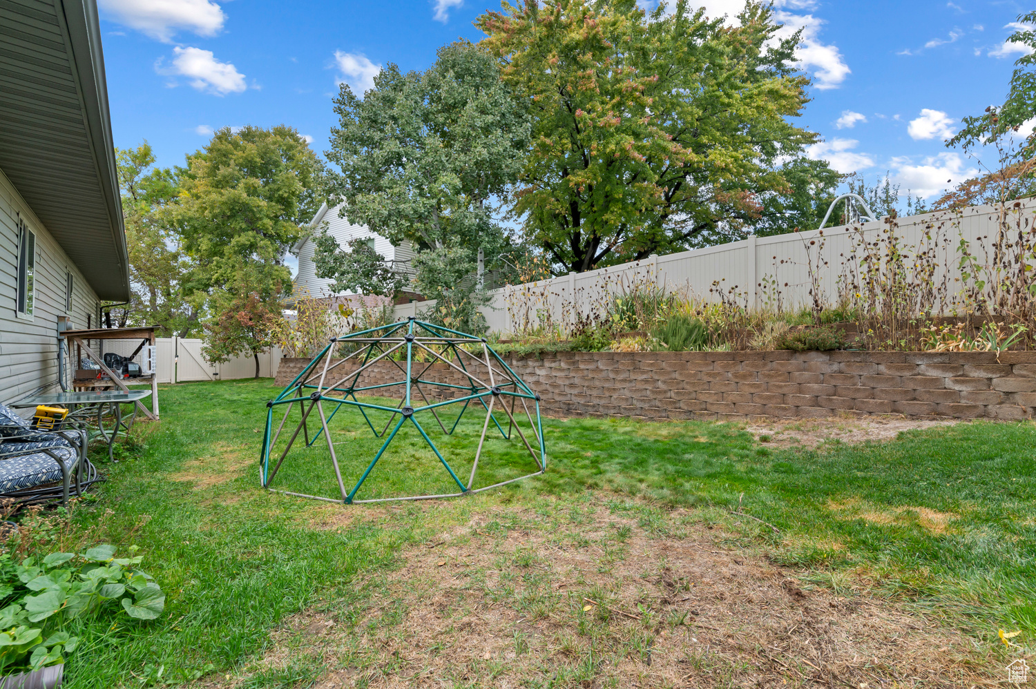 CEDAR HILLS - Residential