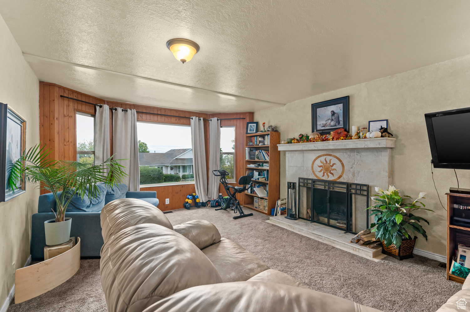 CEDAR HILLS - Residential