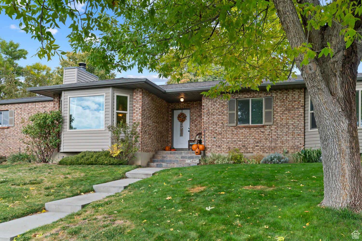 CEDAR HILLS - Residential