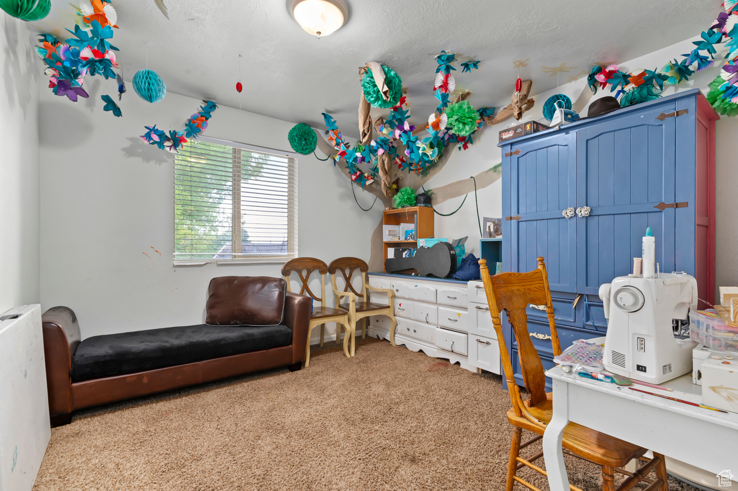 CEDAR HILLS - Residential