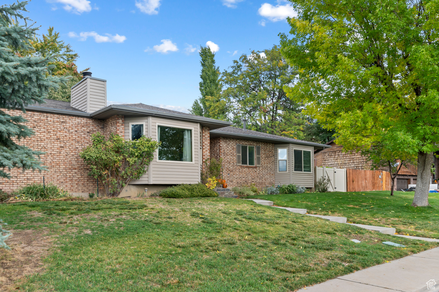 CEDAR HILLS - Residential