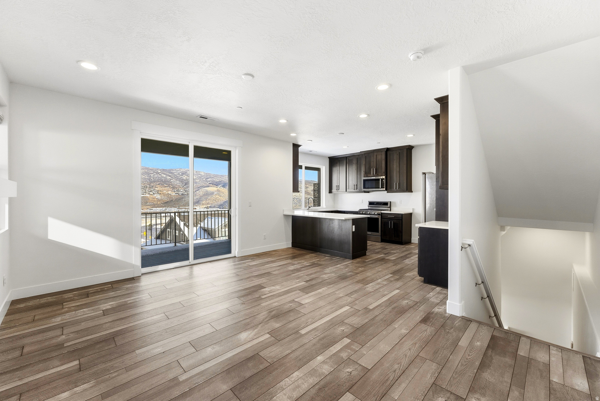 QUARRY SPRINGS - Residential Lease