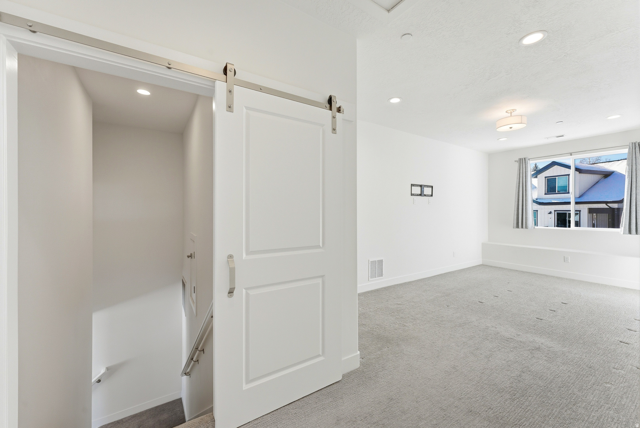 QUARRY SPRINGS - Residential Lease