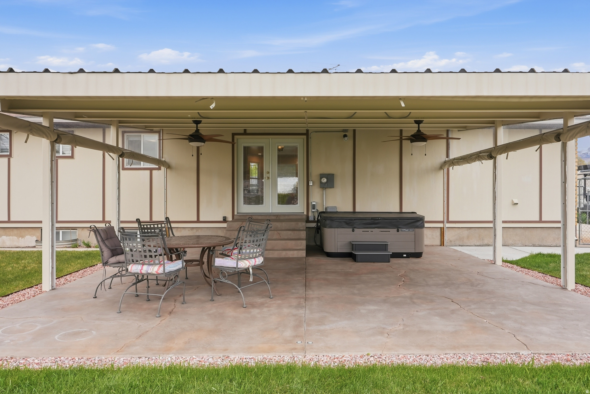 TRI-CITY PARK - Residential