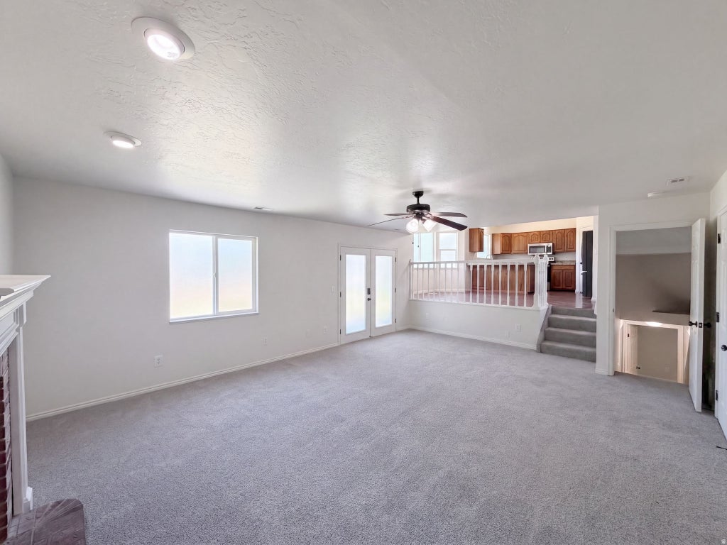 Photo of 5569 S 3400 W, Roy, UT 84067 (MLS # 2179488)