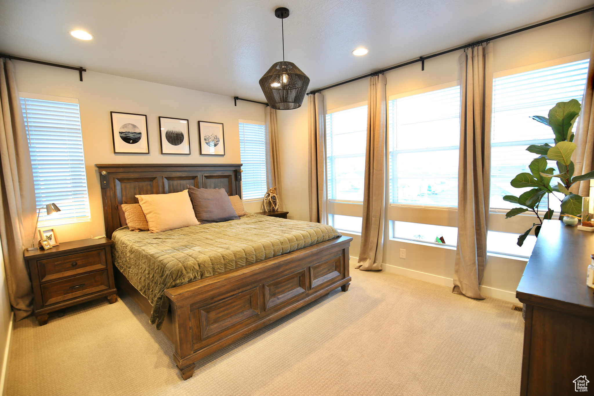 HOLBROOK - Residential
