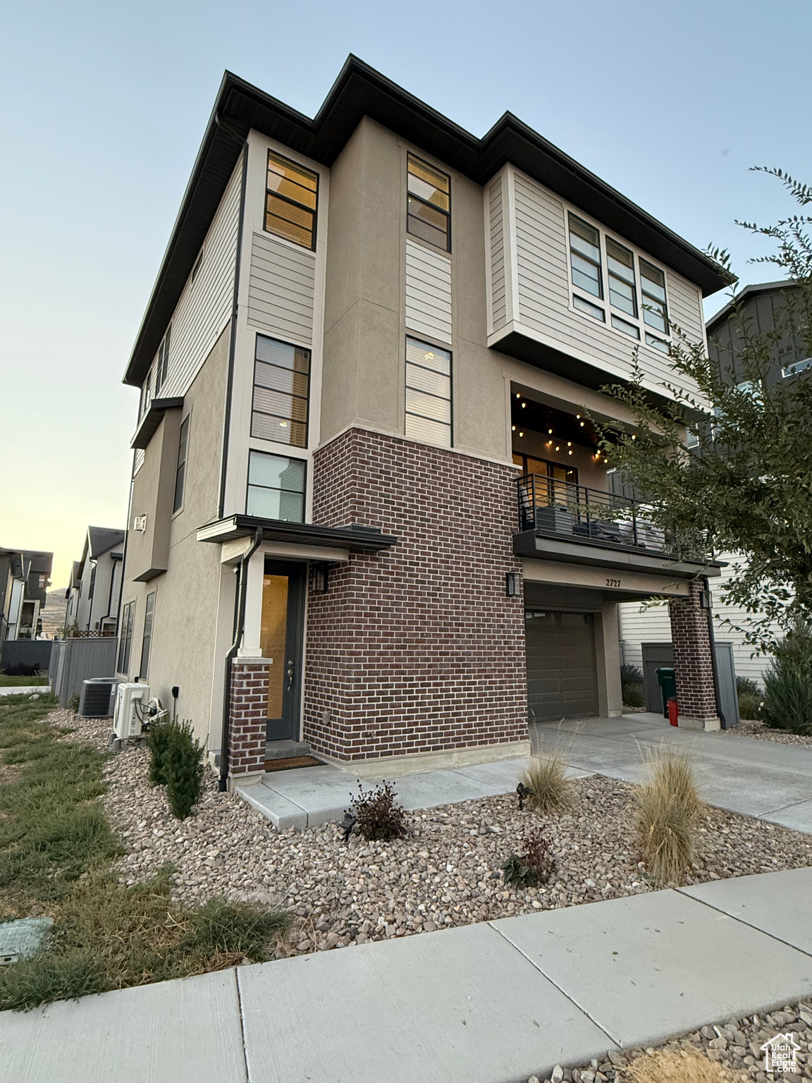 HOLBROOK - Residential
