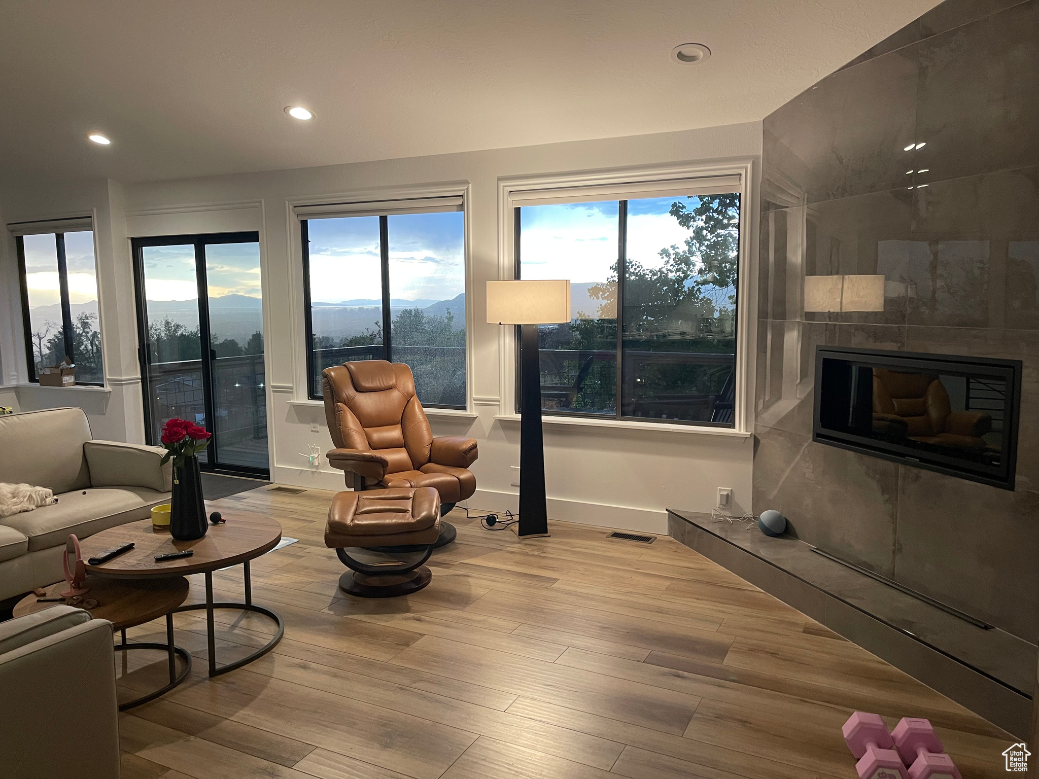 MT OLYMPUS - Residential