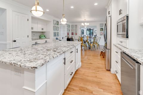 Tiny photo for 695 E 1700 N, Mapleton, UT 84664 (MLS # 2118604)