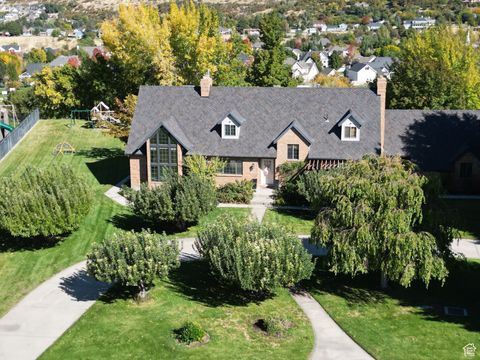 Tiny photo for 695 E 1700 N, Mapleton, UT 84664 (MLS # 2118604)