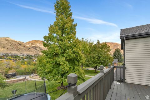 Tiny photo for 695 E 1700 N, Mapleton, UT 84664 (MLS # 2118604)