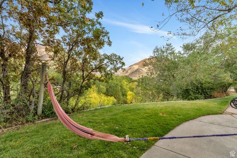 Tiny photo for 695 E 1700 N, Mapleton, UT 84664 (MLS # 2118604)