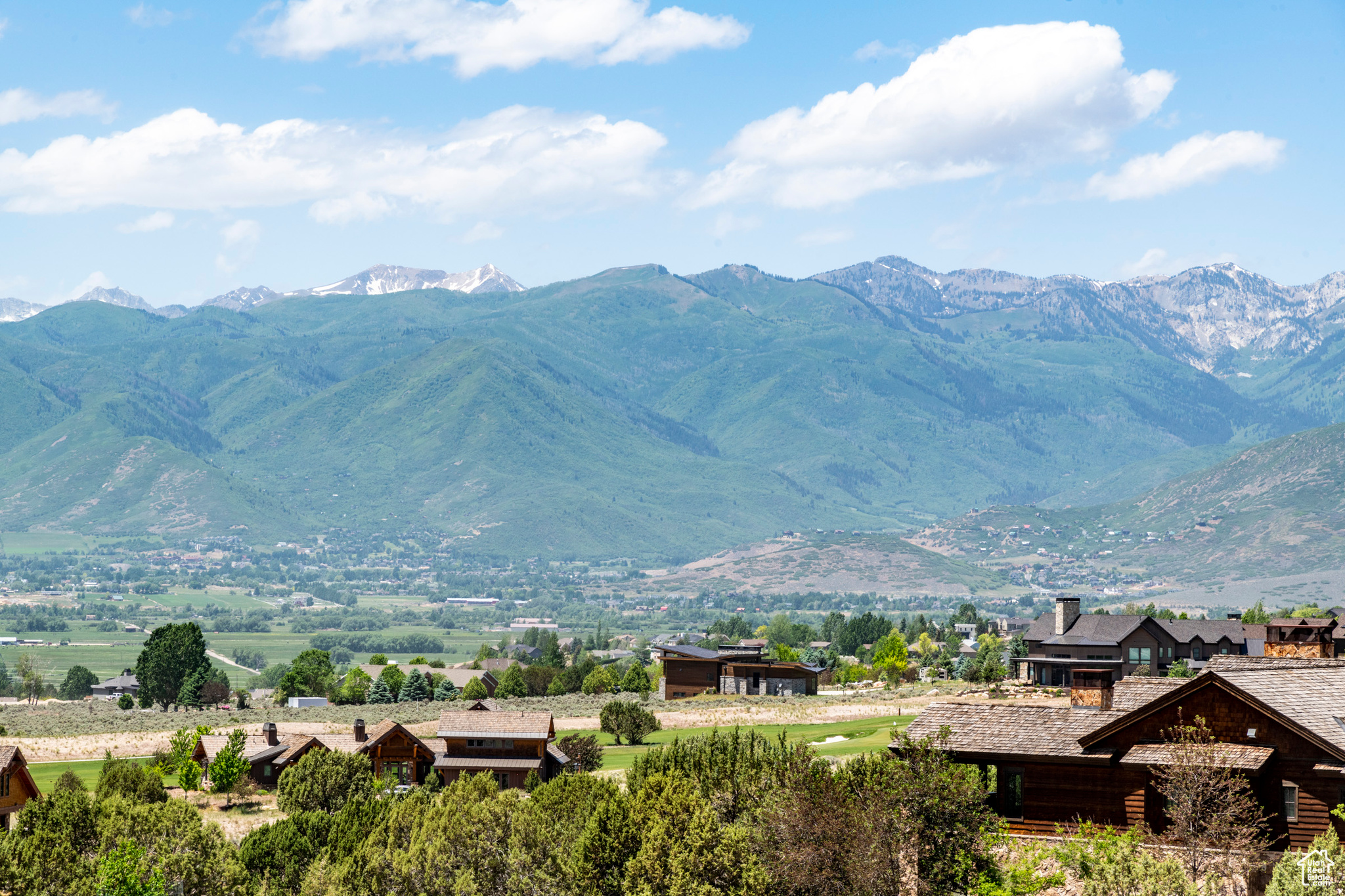 RED LEDGES - Land