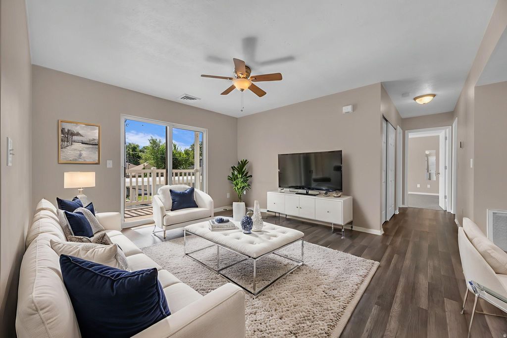 Photo of 3860 S MCCALL ST #2D, South Salt Lake, UT 84115 (MLS # 2140030)