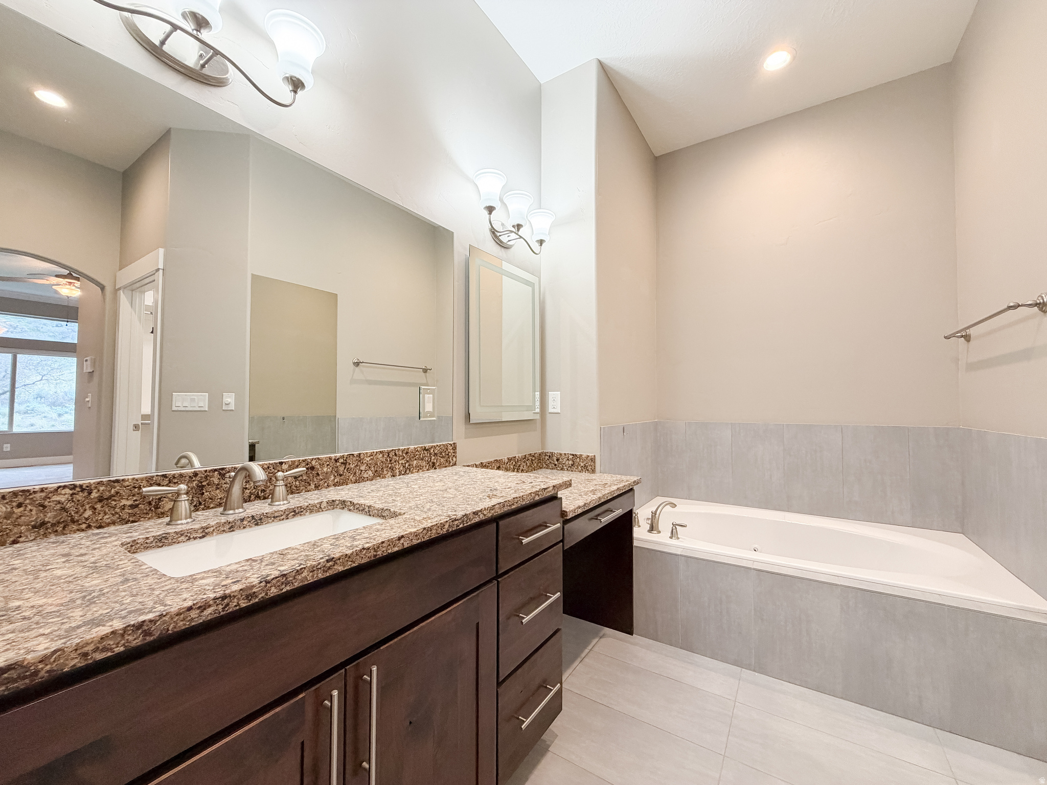 SUNSET RIDGE AT SOUTH MOUNTAIN - Residential Income