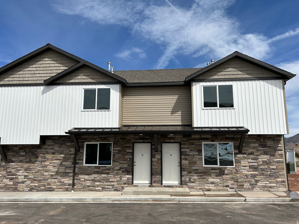 Photo of 920 S 25 E #22E, Cedar City, UT 84720 (MLS # 2151577)
