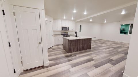 Tiny photo for 920 S 25 E #22E, Cedar City, UT 84720 (MLS # 2151577)