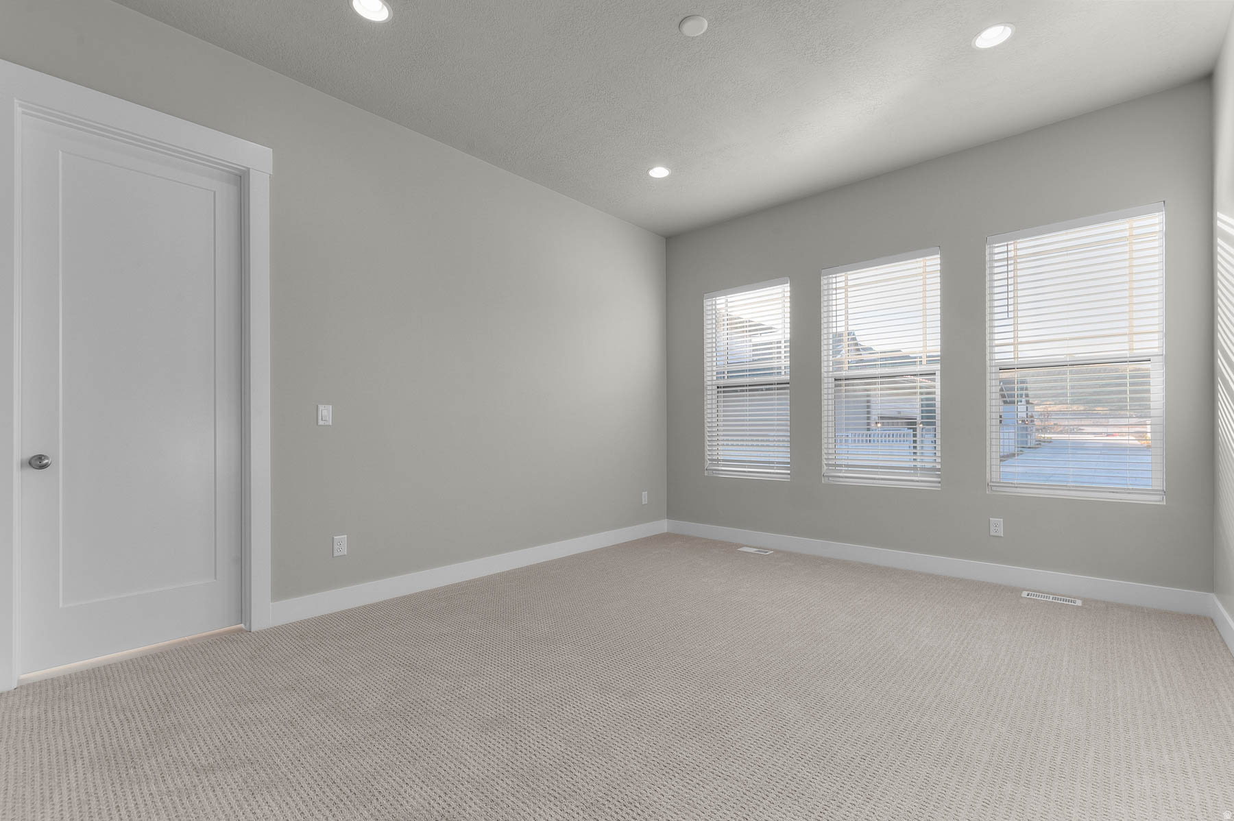 TERRAINE 124 - Residential