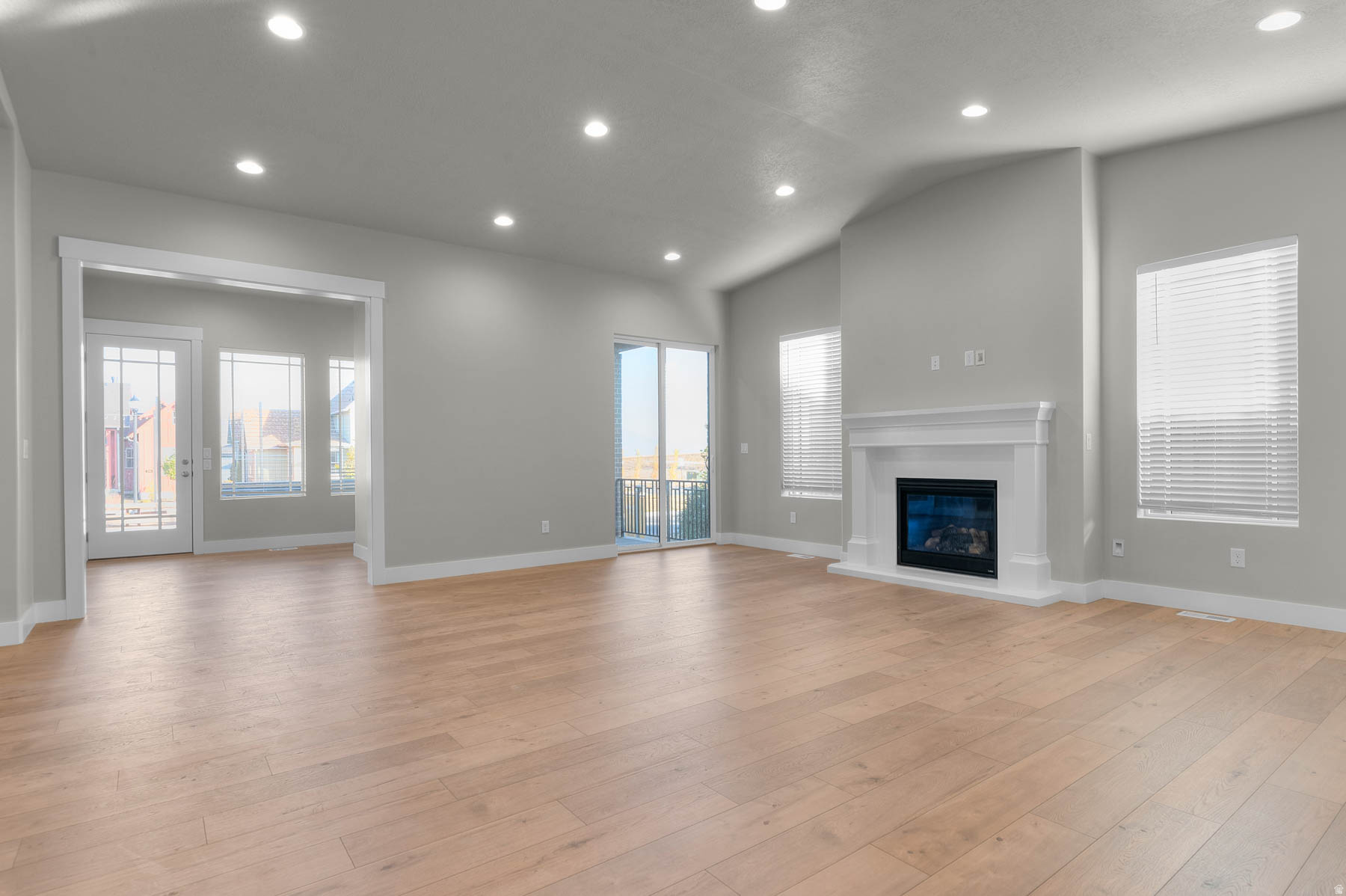 TERRAINE 124 - Residential