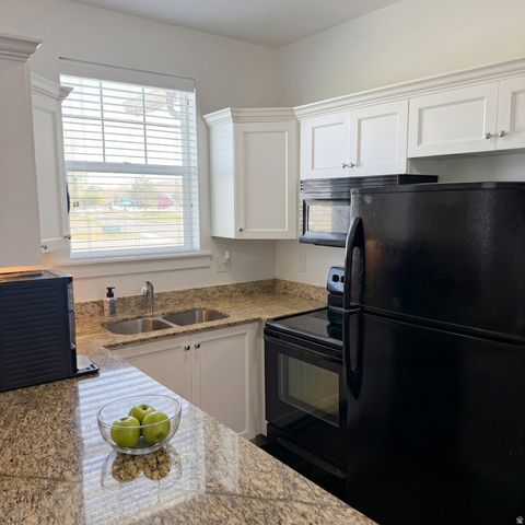 Tiny photo for 1772 E SKYLINE DR N #L3, Eagle Mountain, UT 84005 (MLS # 2151416)