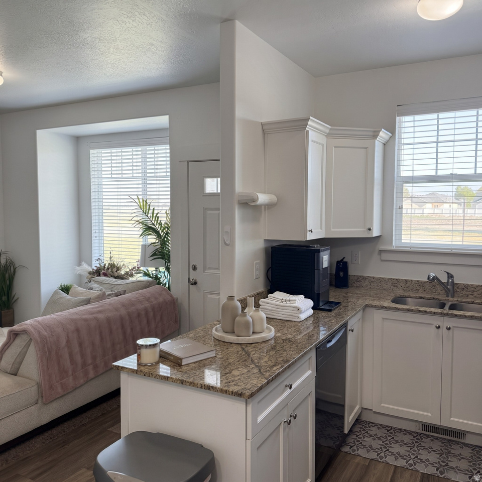 EAGLE POINT - Residential