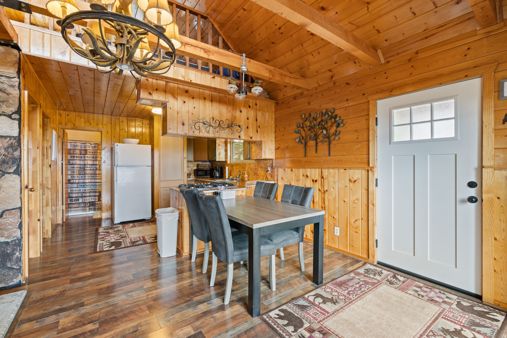 SPRING CITY RANCHEROS - Land