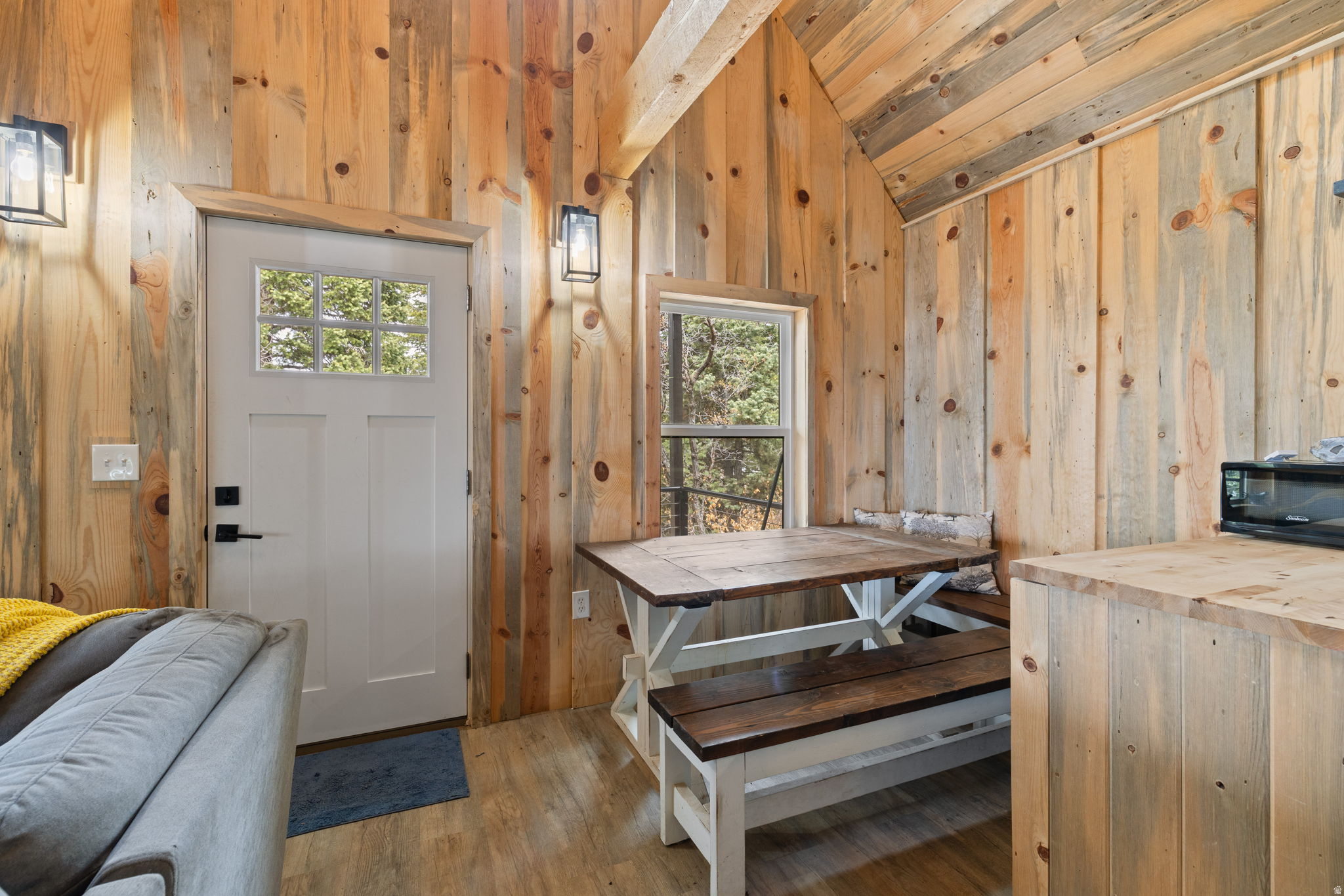 SPRING CITY RANCHEROS - Land