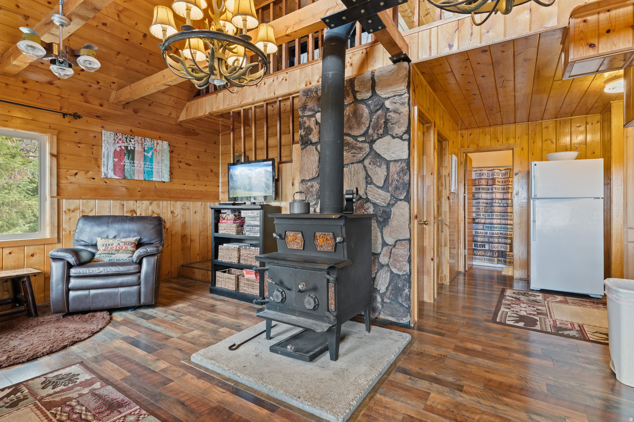 SPRING CITY RANCHEROS - Land